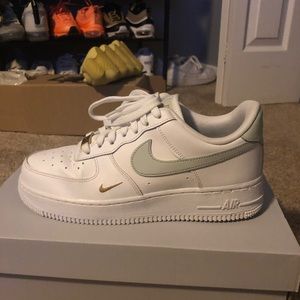 Women’s Air Force 1